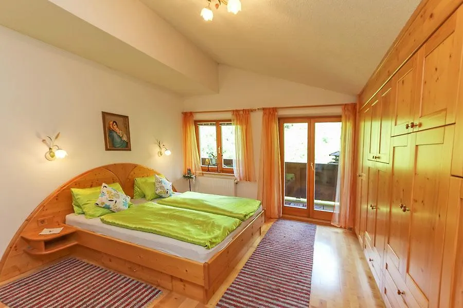 Grabenhütte - Ferienwohnung mit Hund Saalbach 0*,  Österreich