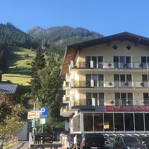 Herzblut - Joker Card Included In Summer Hotell